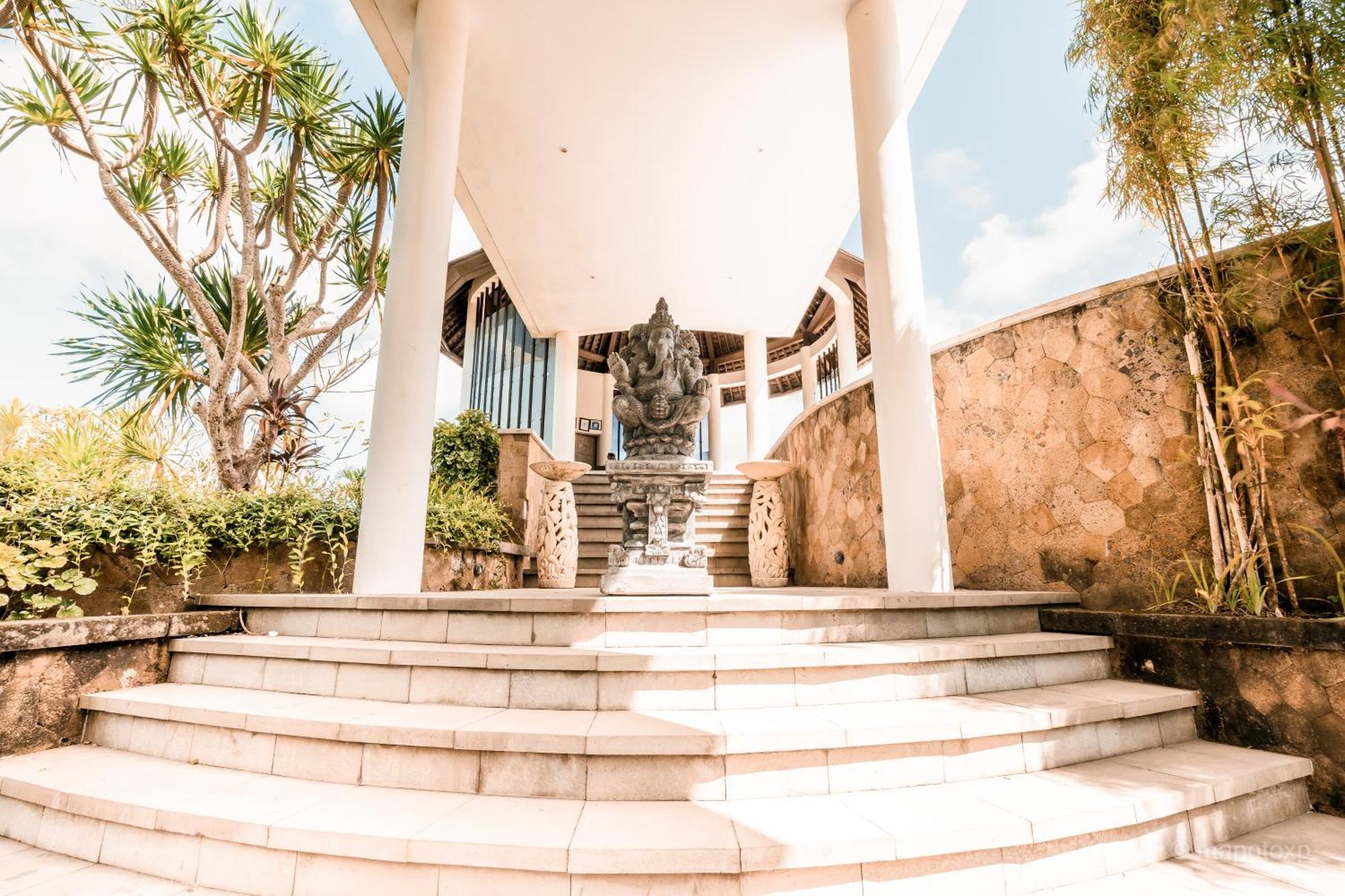 Mahagiri Villas & Spa Dreamland Улувату Экстерьер фото